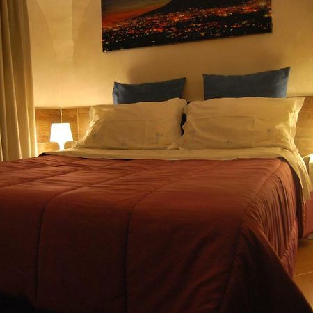 Holiday Home Grandelli Napoli Bagian luar foto