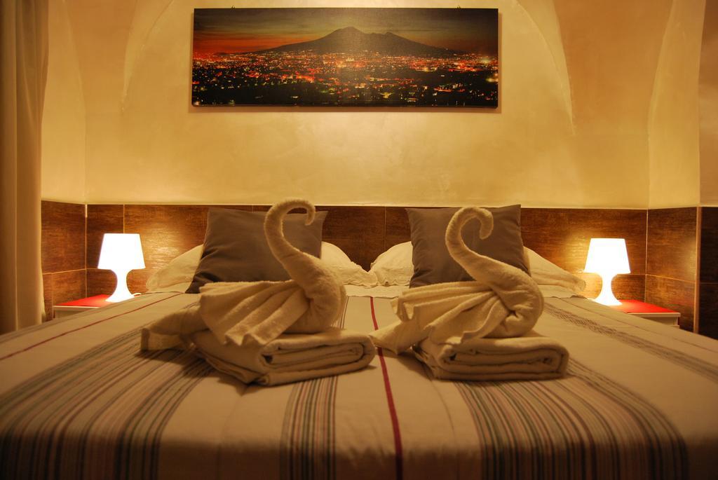 Holiday Home Grandelli Napoli Bagian luar foto